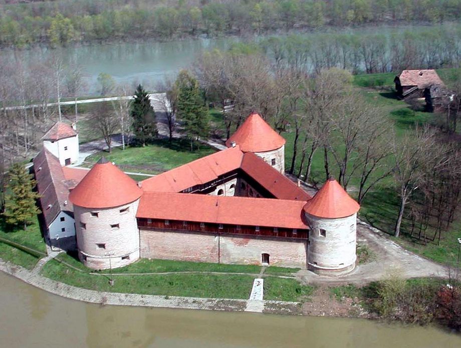 Započeli smo radove rekonstrukcije Starog grada Siska